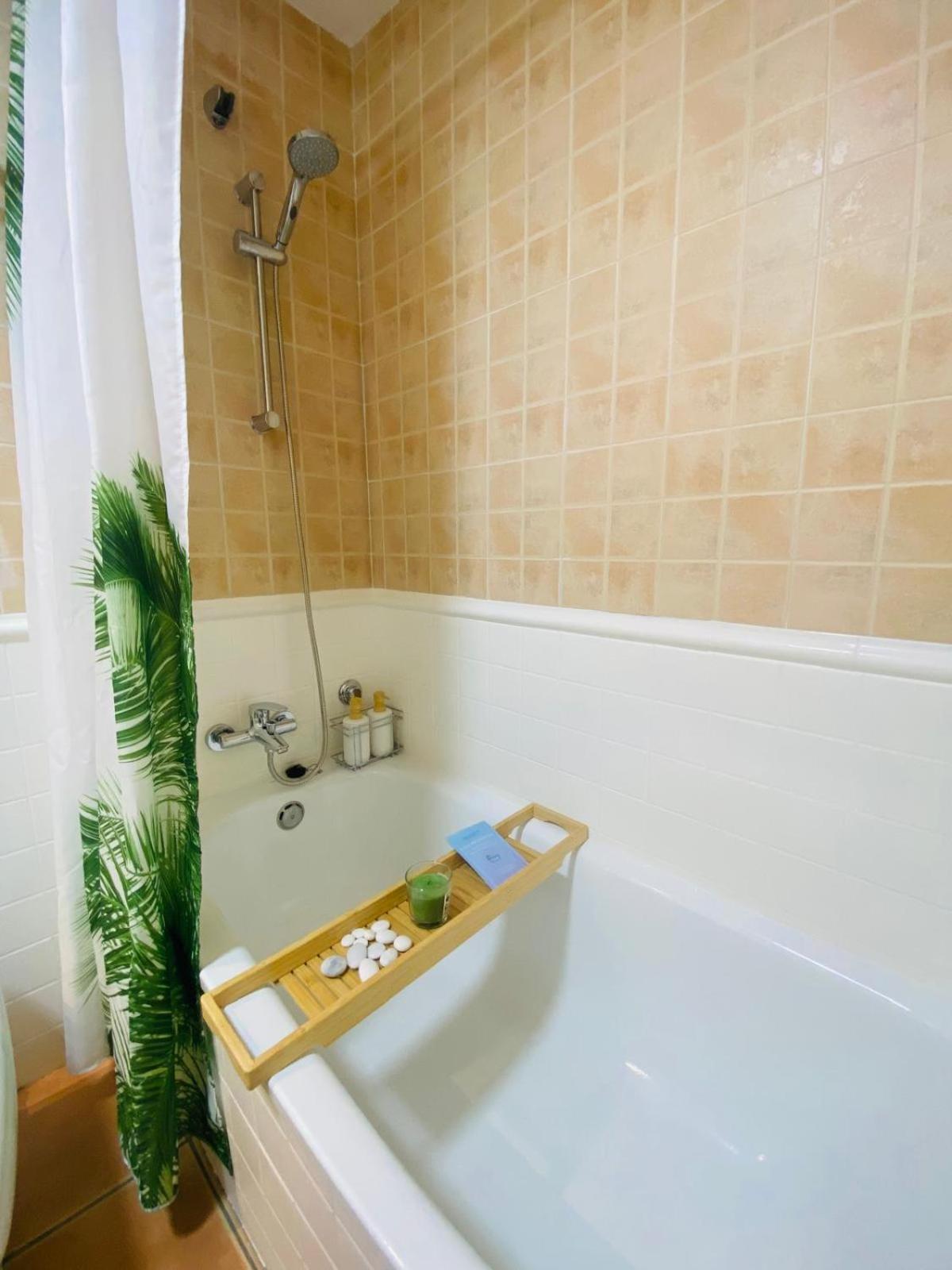 Beautiful Torrox Costa Apartment Bagian luar foto